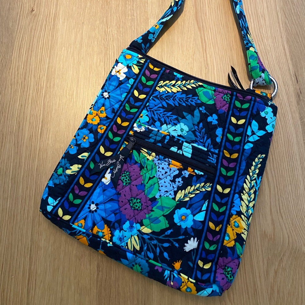 SOLD Vera Bradley Crossbody